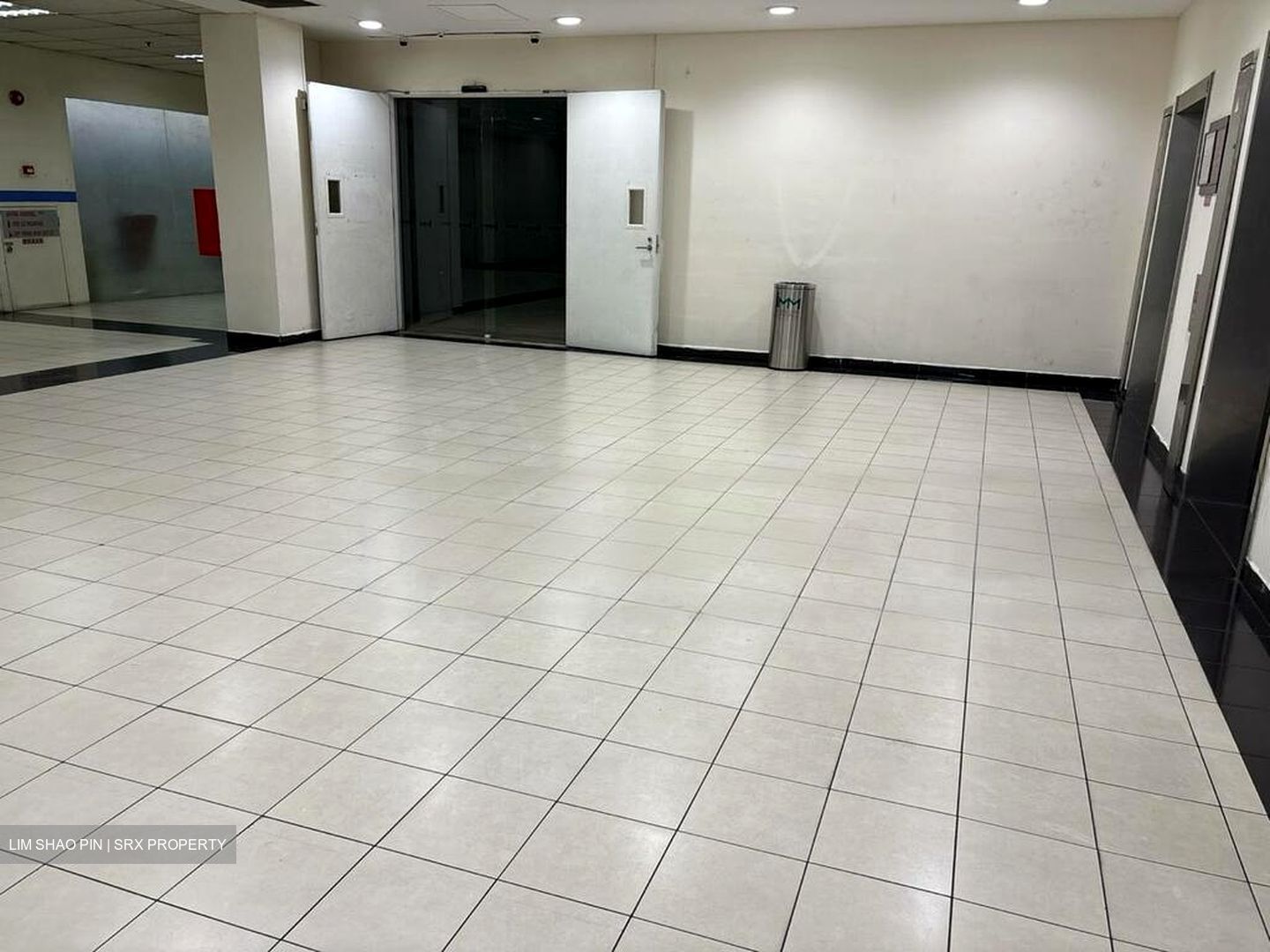 Imm Building (D22), Retail #473167541